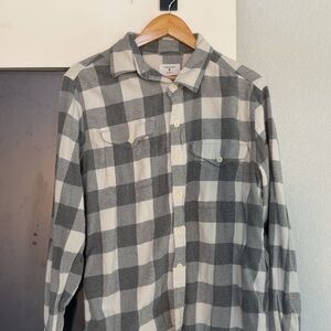 American Eagle Gray & White Plaid Flannel Shirt